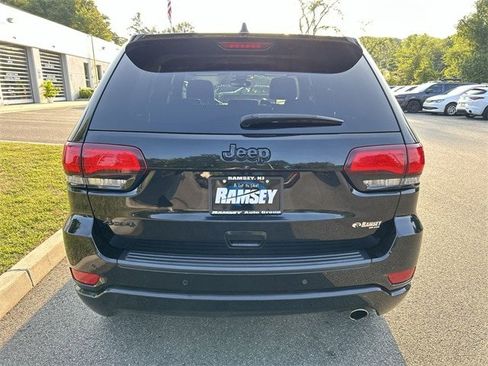 Certified 2020 Jeep Grand Cherokee Altitude image 25