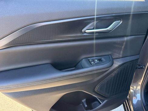 New 2025 Jeep Grand Cherokee Laredo X RWD image 6