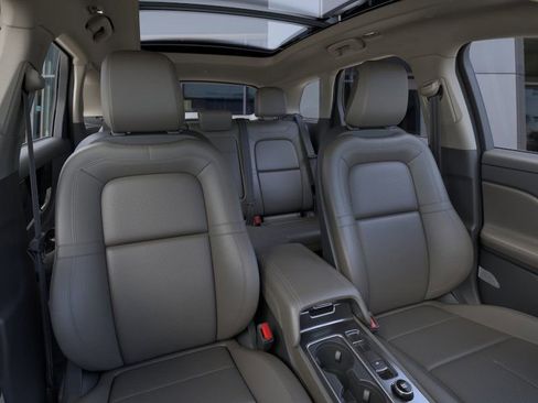 New 2024 Lincoln Corsair Grand Touring image 10