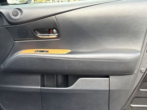 Used 2014 Lexus RX 450h FWD image 27