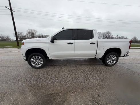Used 2021 Chevrolet Silverado 1500 Custom image 14