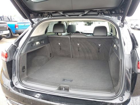 Used 2023 Buick Envision Essence w/ Sport Touring Package image 32