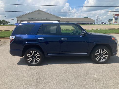 Used 2023 Toyota 4Runner Limited AWD/4WD image 8