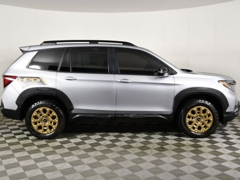Certified 2023 Honda Passport TrailSport image 5