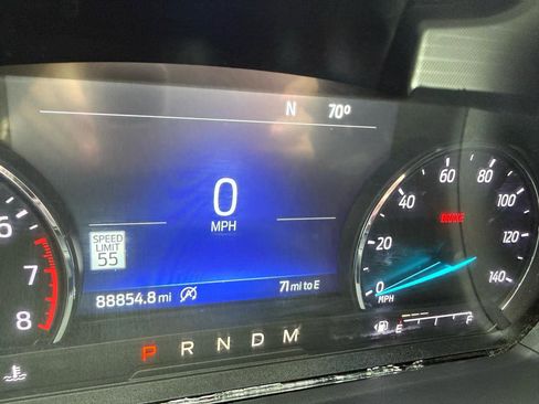 Used 2020 Ford Explorer XLT w/ Equipment Group 202A RWD image 27