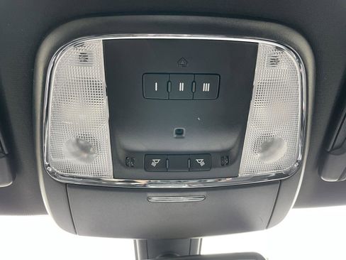 Used 2022 Dodge Charger Scat Pack w/ Daytona Edition Group image 29