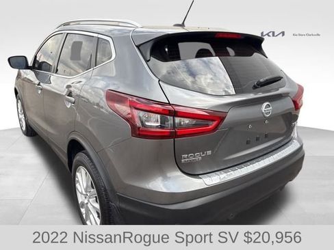 Used 2022 Nissan Rogue Sport SV image 6