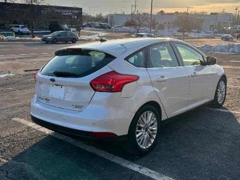 Used 2015 Ford Focus Titanium image 7