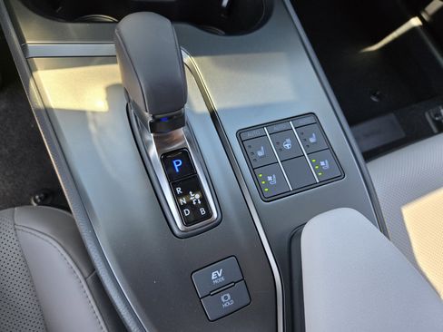 New 2026 Lexus UX 300h FWD image 21