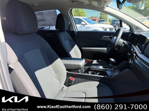 New 2026 Kia Sportage LX w/ LX Convenience Package AWD/4WD image 11