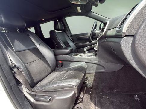 Used 2015 Jeep Grand Cherokee Altitude AWD/4WD image 11