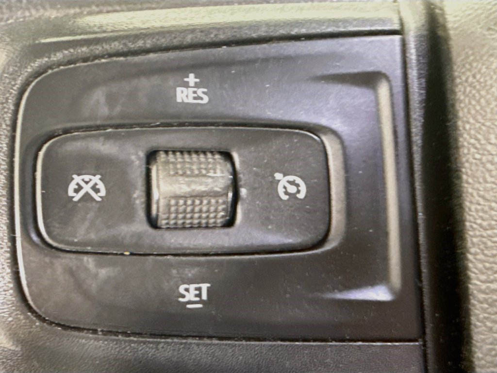 Used 2022 Chevrolet Silverado 1500 Custom RWD image 13