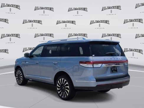 Used 2023 Lincoln Navigator Black Label image 3