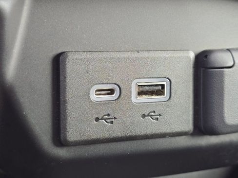 Used 2019 Chevrolet Silverado 1500 RST w/ All-Star Edition image 6