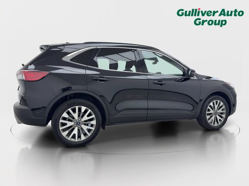 Used 2020 Ford Escape Titanium AWD/4WD image 9