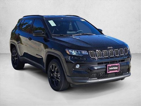 New 2026 Jeep Compass Latitude image 3
