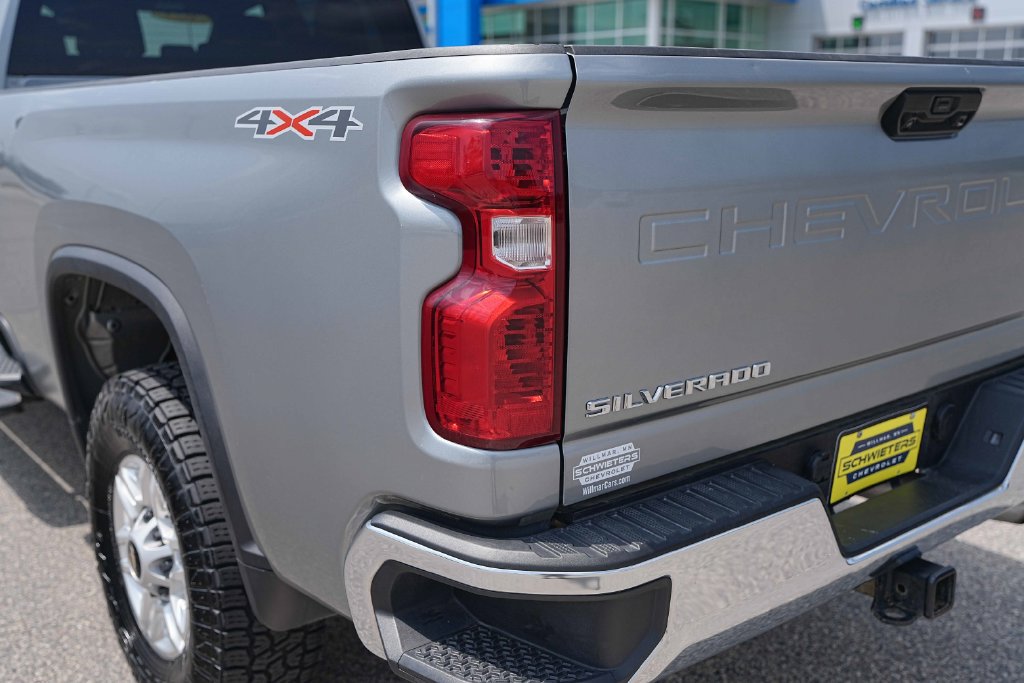 Used 2025 Chevrolet Silverado 2500 LT w/ Convenience Package AWD/4WD image 10