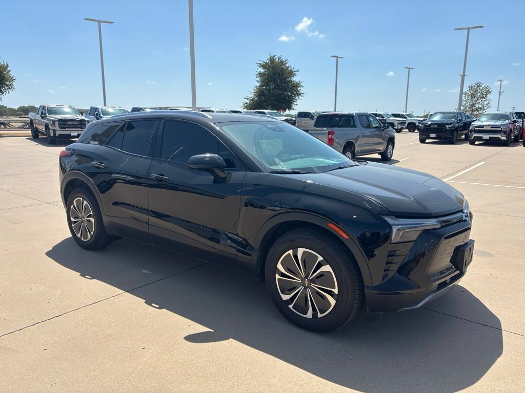 Used 2024 Chevrolet Blazer EV LT AWD/4WD image 4