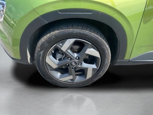 Certified 2024 Hyundai Venue SEL FWD image 37
