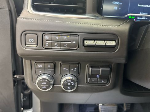 Used 2024 GMC Yukon XL Denali Ultimate image 21