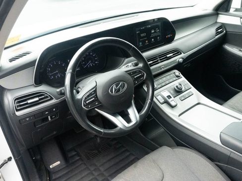 Used 2020 Hyundai Palisade SEL FWD image 3