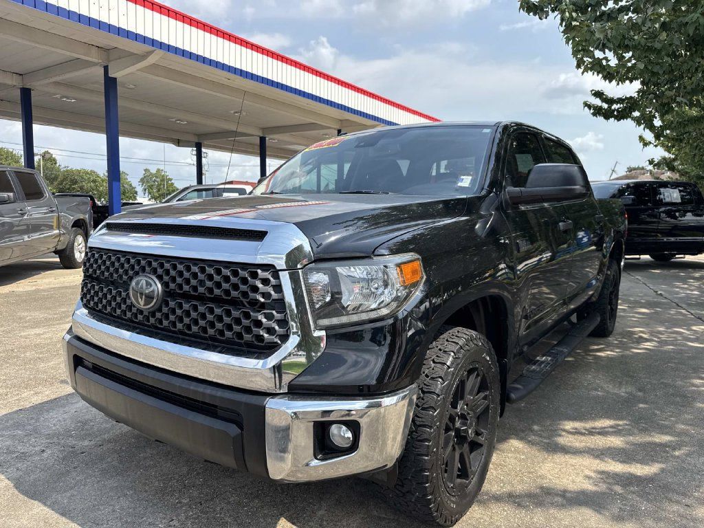 Used 2019 Toyota Tundra SR5 w/ SR5 Upgrade Package AWD/4WD image 3