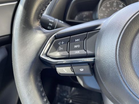 Used 2018 MAZDA MAZDA3 Touring image 16