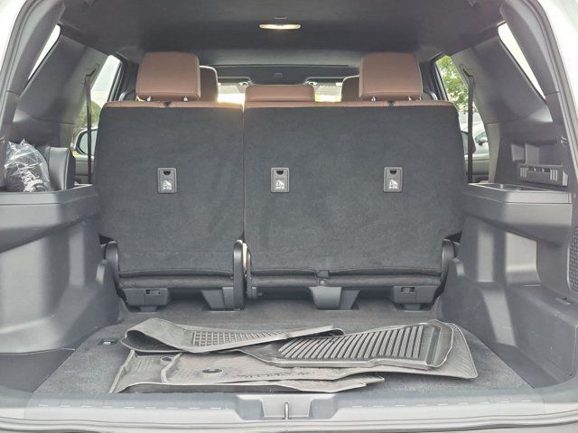 Certified 2026 Toyota 4Runner Limited AWD/4WD image 18