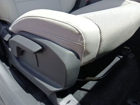 Used 2026 Hyundai Santa Fe SEL FWD image 34