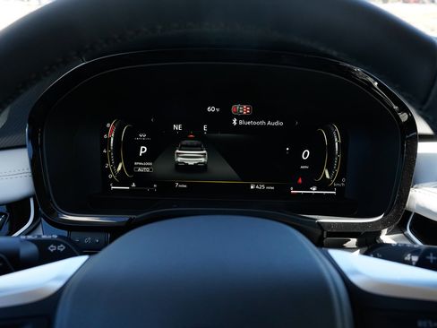 New 2026 INFINITI QX60 Luxe w/ Family Package image 17