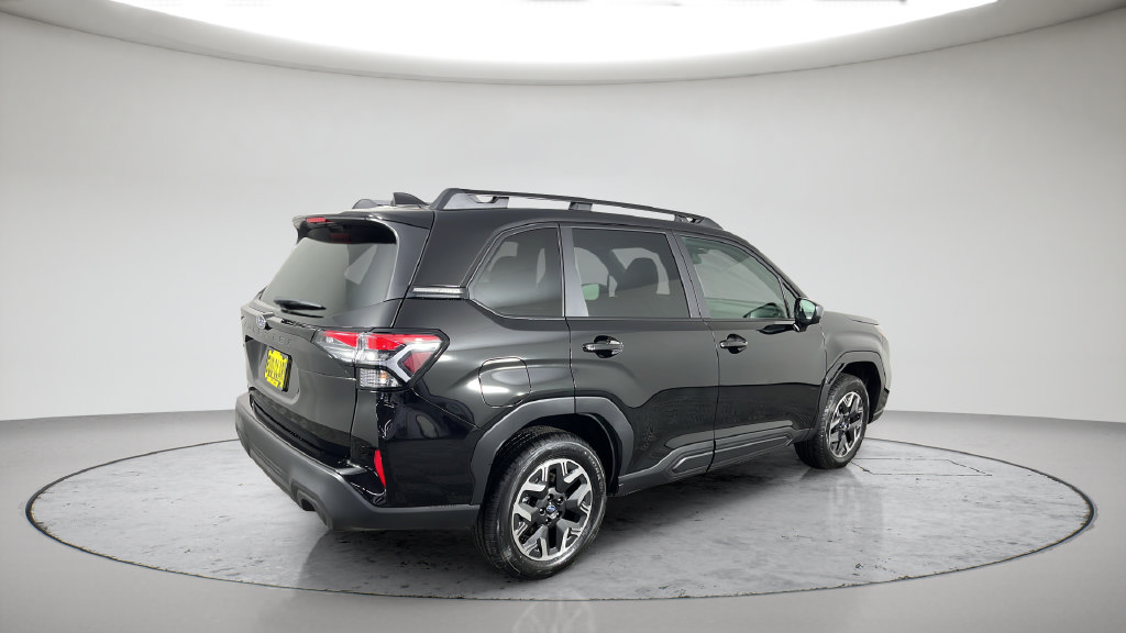 New 2026 Subaru Forester Premium AWD/4WD image 7