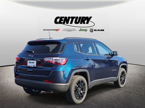 New 2026 Jeep Compass Latitude AWD/4WD image 3
