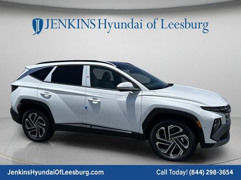 New 2026 Hyundai Tucson Limited AWD/4WD image 2