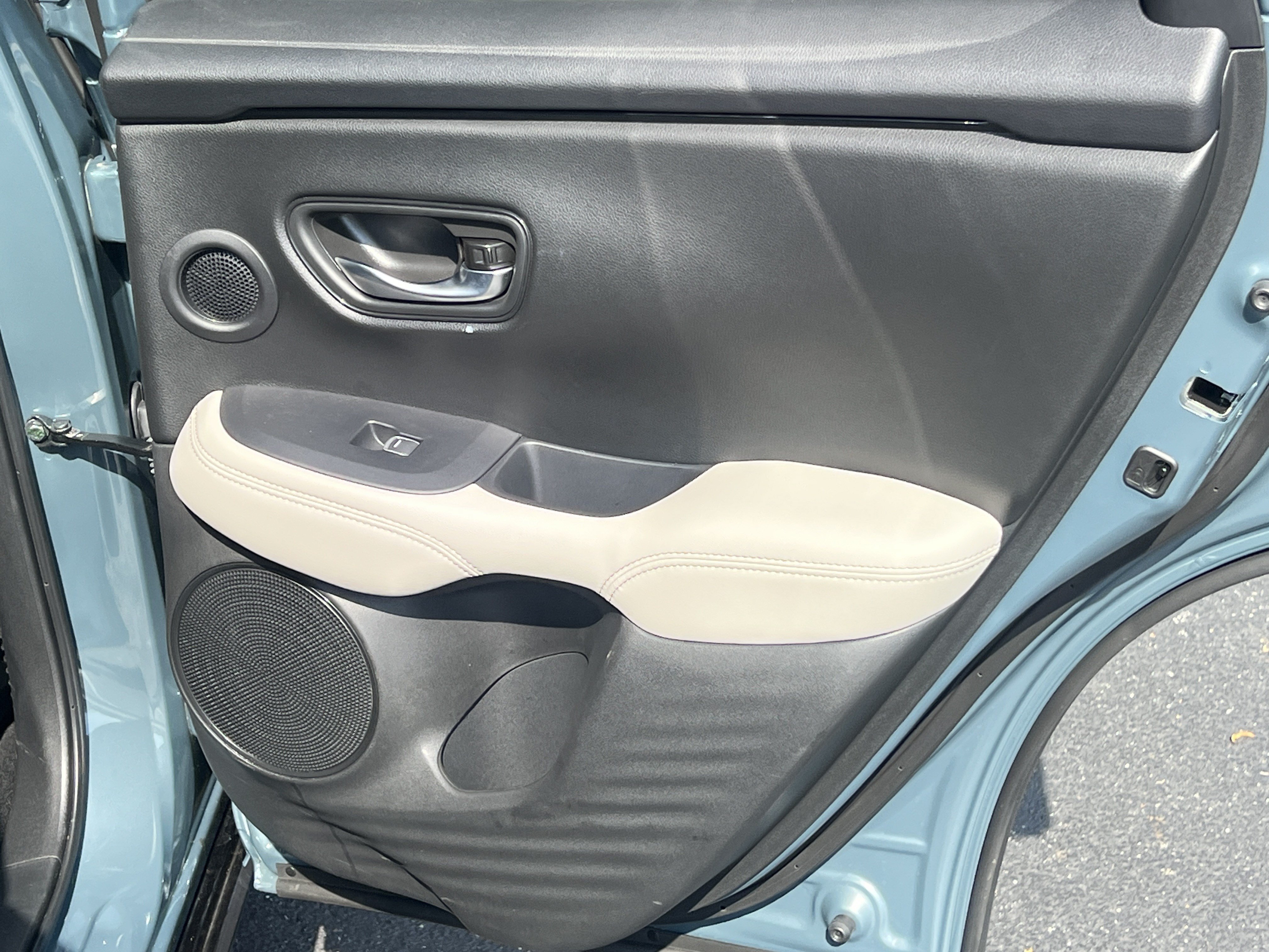 Used 2026 Honda HR-V EX-L image 16