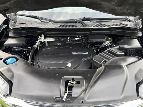 Used 2016 Honda Pilot Touring image 46