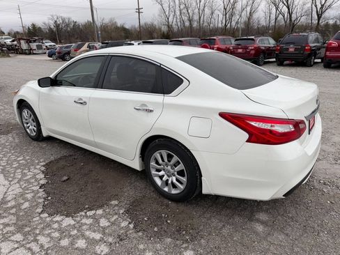 Used 2017 Nissan Altima 2.5 S w/ Power Driver Seat Package image 5