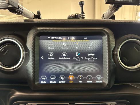 Used 2021 Jeep Gladiator Overland w/ Popular Equipment Package image 34