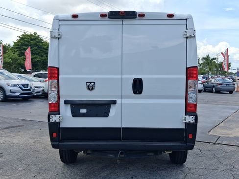 Used 2021 RAM ProMaster 2500 FWD image 6