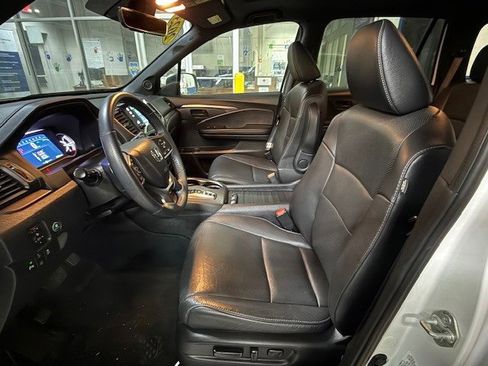 Used 2023 Honda Passport EX-L image 13