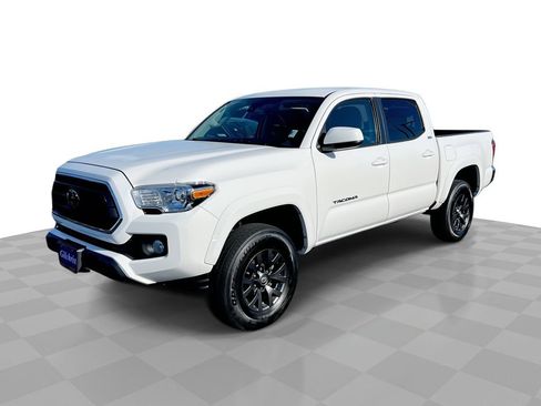 Used 2022 Toyota Tacoma SR5 RWD image 1