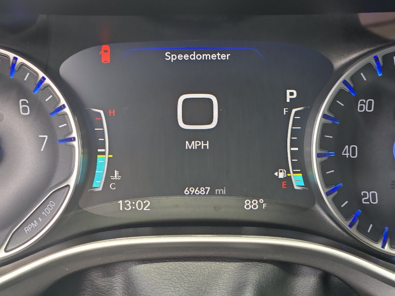 Used 2024 Chrysler Pacifica Touring-L FWD image 26