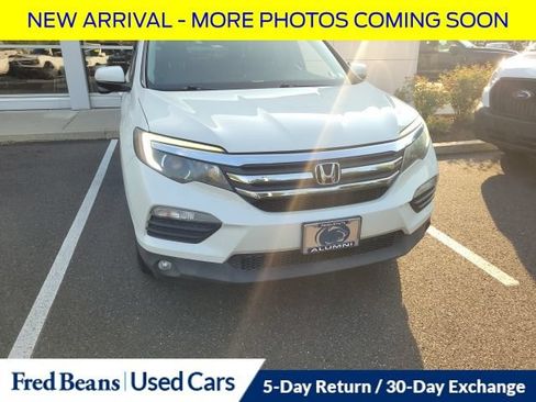 Used 2017 Honda Pilot EX-L image 2