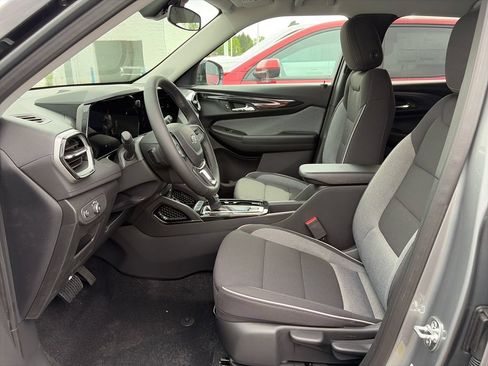 New 2026 Chevrolet TrailBlazer LT w/ Midnight Edition FWD image 15