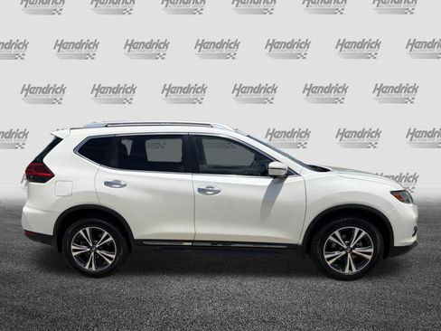 Used 2017 Nissan Rogue SL AWD/4WD image 11