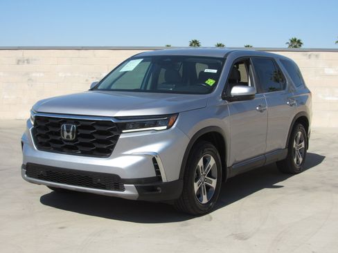 Used 2024 Honda Pilot EX-L image 1