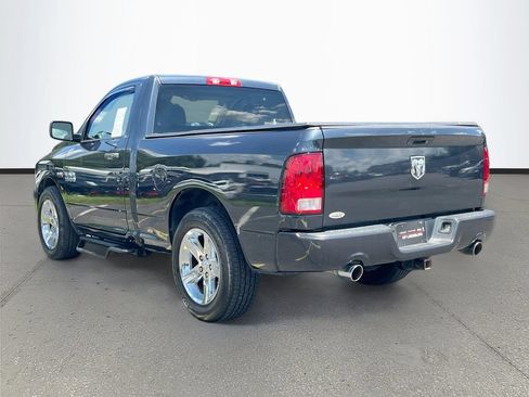 Used 2014 RAM 1500 Express RWD image 5
