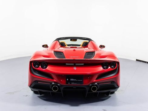 Certified 2023 Ferrari F8 Tributo RWD image 7