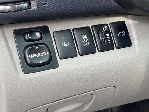 Used 2013 Toyota Highlander SE image 14