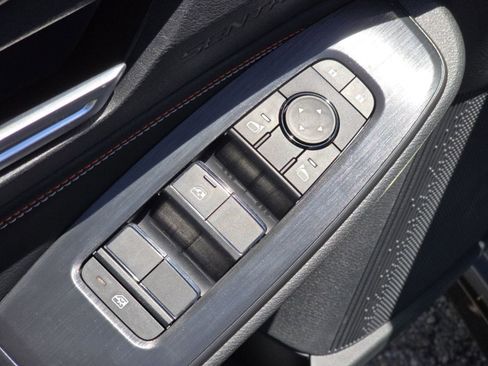 New 2026 Nissan Sentra SR w/ Floor Mat Package FWD image 17