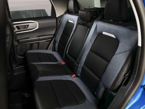 Used 2025 Ford Bronco Sport Outer Banks w/ Outer Banks Tech Package+ image 11